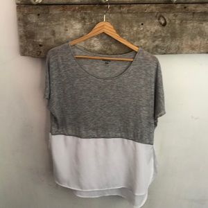 Dolman sleeve two-tone T-shirt